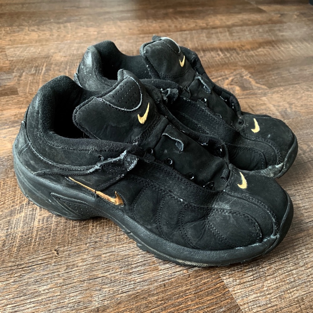 Nike 313195-071 Black/Gold Metallic Trim US 8.5 Suede Athletic Shoes RARE